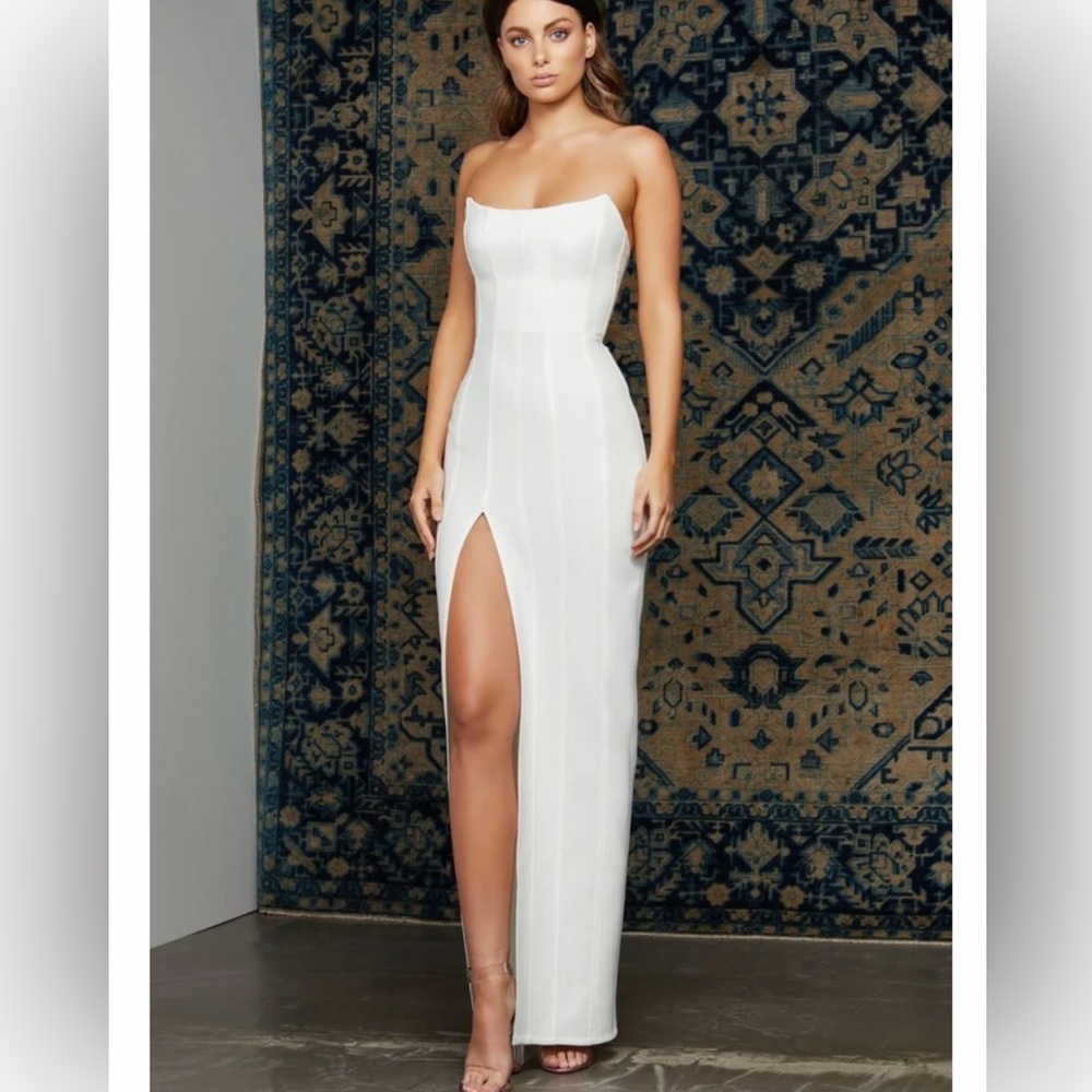 Jaus Leyla Dress in White- Size 6